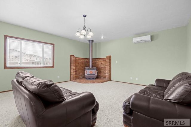 972 Bluebird Place, Idaho Falls, ID 83402
