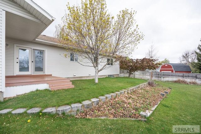 972 Bluebird Place, Idaho Falls, ID 83402