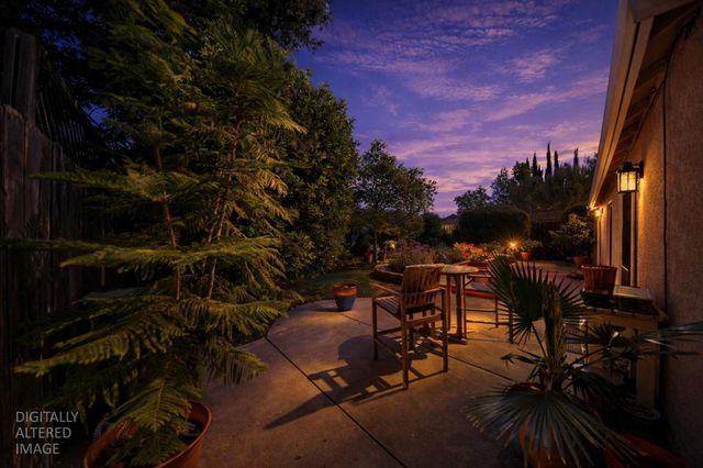 1007 Lourence Dr, Tracy, CA 95376