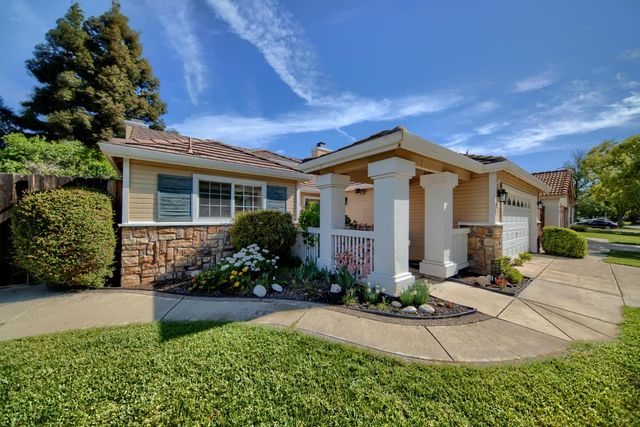 1007 Lourence Dr, Tracy, CA 95376