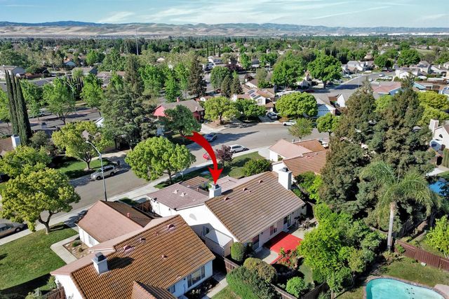 1007 Lourence Dr, Tracy, CA 95376