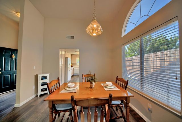 1007 Lourence Dr, Tracy, CA 95376