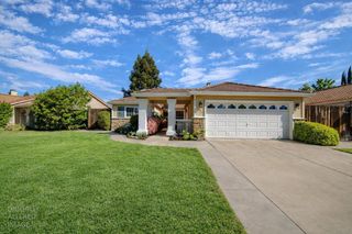 1007 Lourence Dr, Tracy, CA 95376