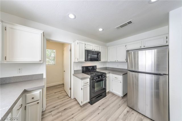 8032 Exploration Avenue, Las Vegas, NV 89131