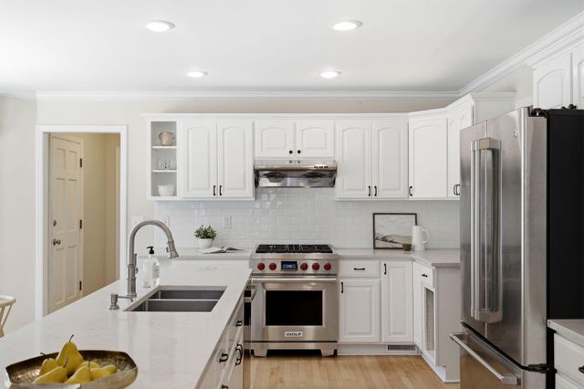 710 Creekside Drive, Mount Pleasant, SC 29464
