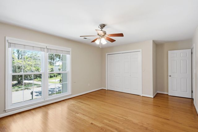 710 Creekside Drive, Mount Pleasant, SC 29464