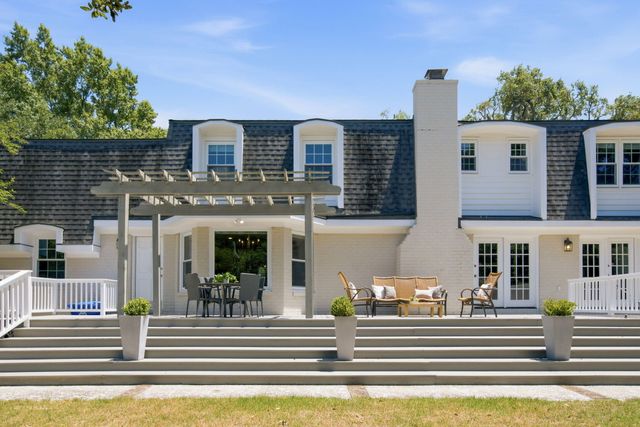 710 Creekside Drive, Mount Pleasant, SC 29464