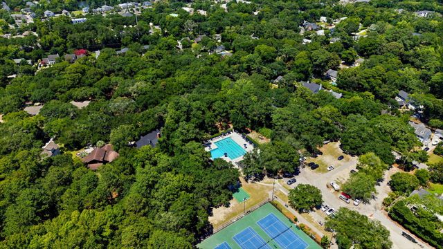 710 Creekside Drive, Mount Pleasant, SC 29464