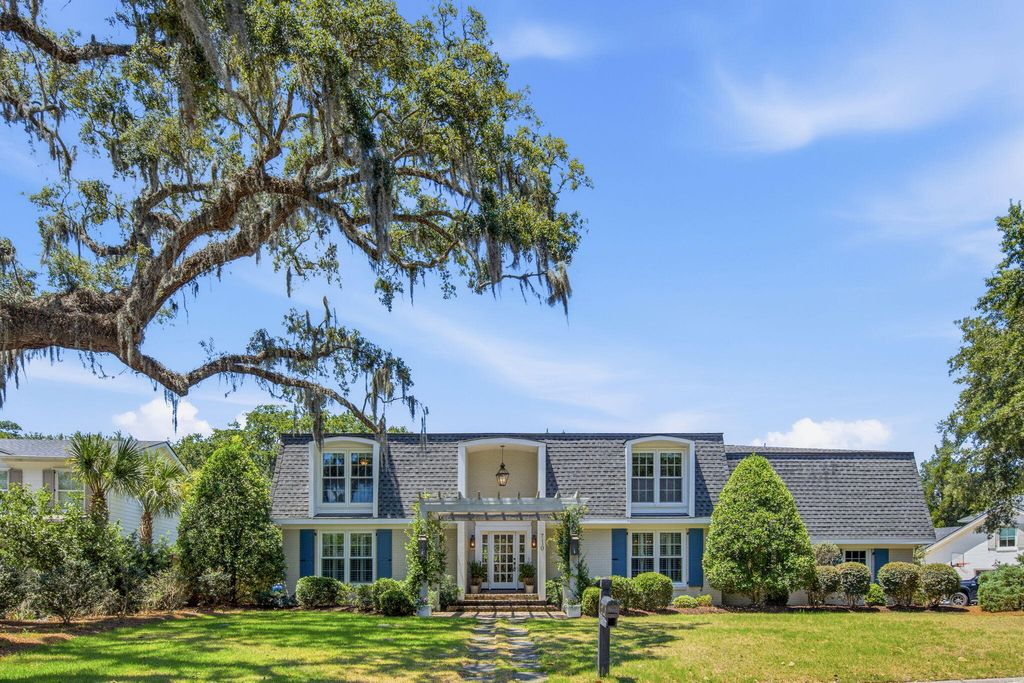 710 Creekside Drive, Mount Pleasant, SC 29464