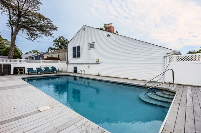 1103 Laux Place, Bellmore, NY 11710