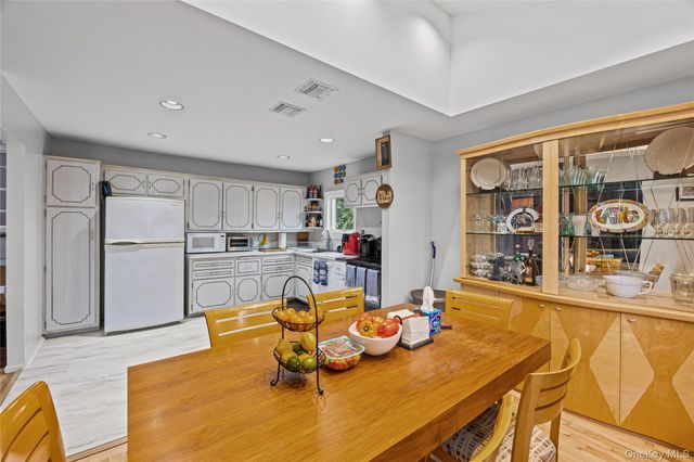 1103 Laux Place, Bellmore, NY 11710