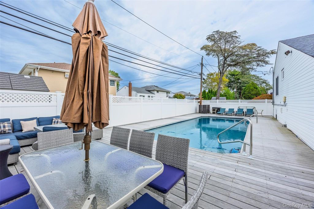 1103 Laux Place, Bellmore, NY 11710 — photo 4