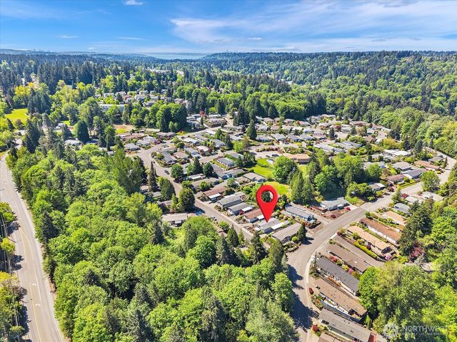 17235 119th Avenue NE, Bothell, WA 98011