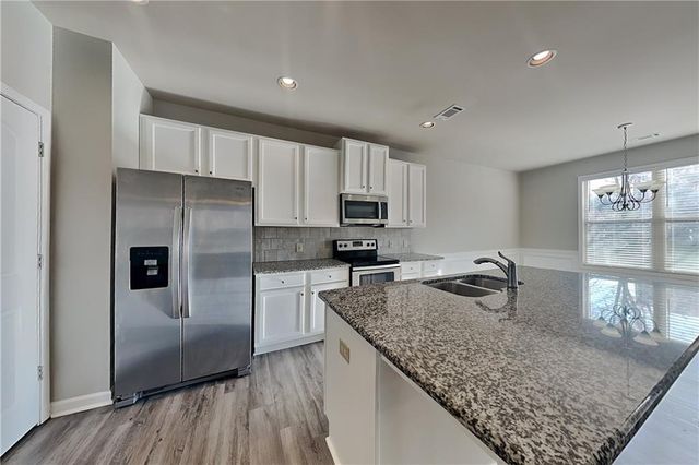 2212 Black Pebble Circle, Buford, GA 30519