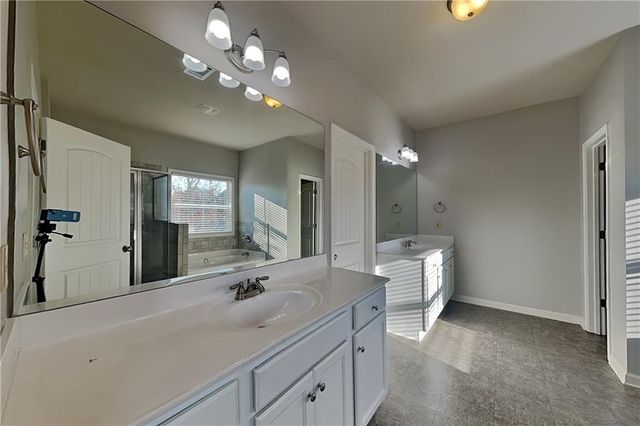 2212 Black Pebble Circle, Buford, GA 30519