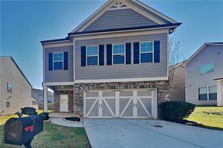 2212 Black Pebble Circle, Buford, GA 30519