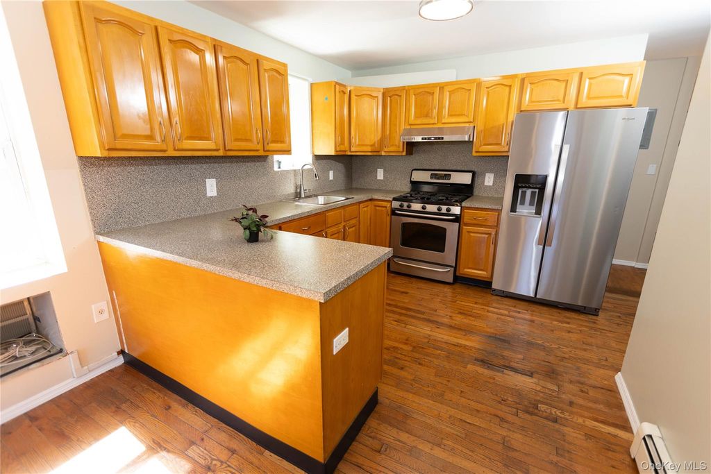 5636 Remsen Place 2FL, Maspeth, NY 11378