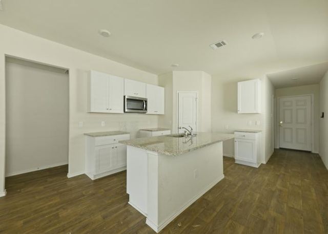 1607 Champagne Oak, New Braunfels, TX 78130