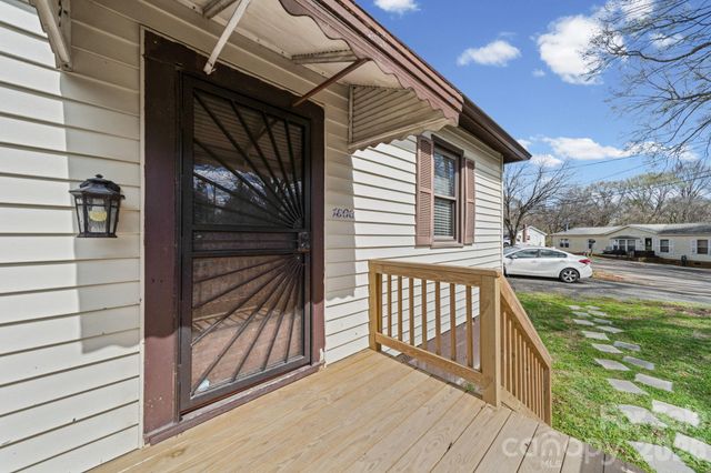 1866 Hilltop Circle, Gastonia, NC 28054