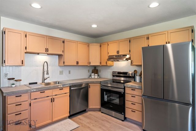 108 Secretariat Circle, Belgrade, MT 59714