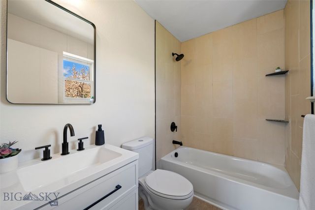108 Secretariat Circle, Belgrade, MT 59714