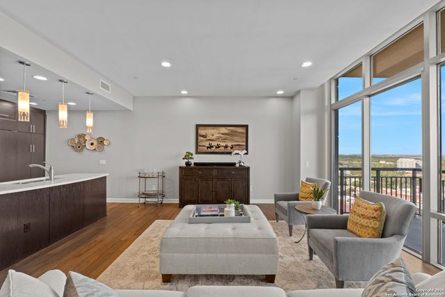 4242 BROADWAY STREET # 1505, San Antonio, TX 78209