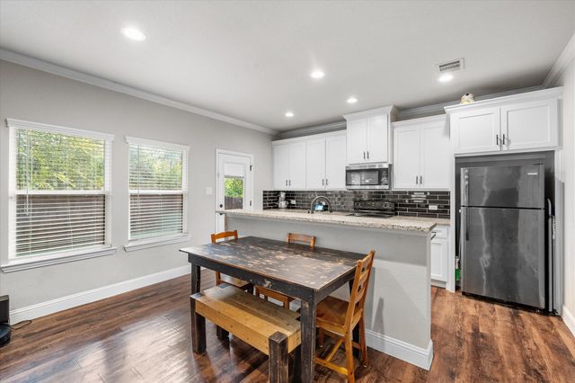 101 Boyd Avenue, Corsicana, TX 75110