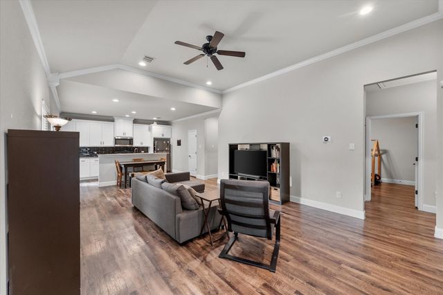 101 Boyd Avenue, Corsicana, TX 75110