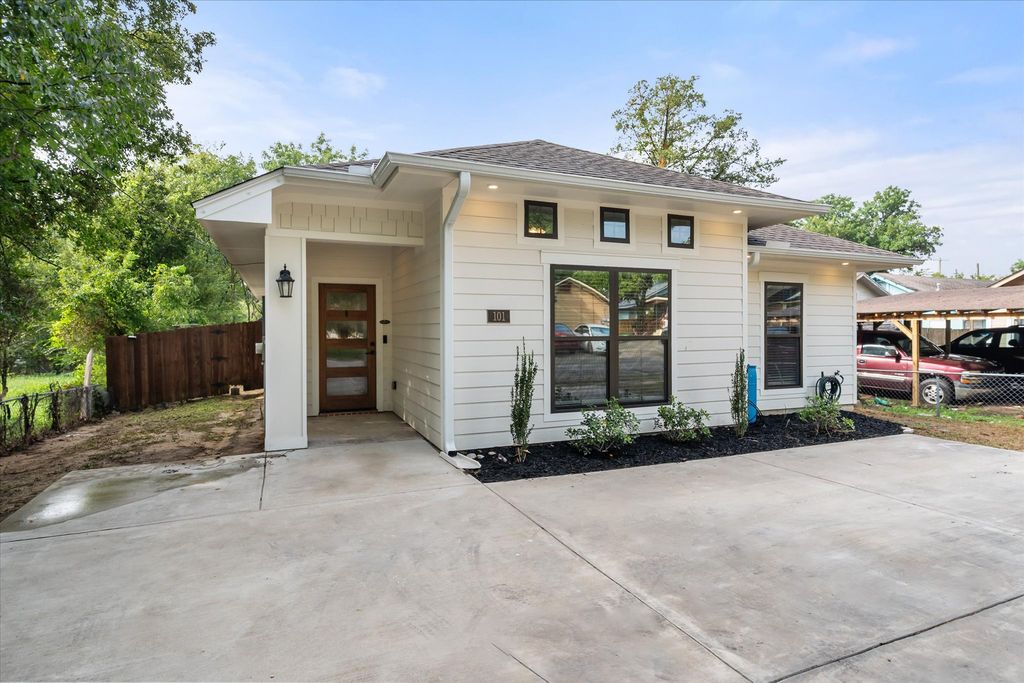 101 Boyd Avenue, Corsicana, TX 75110