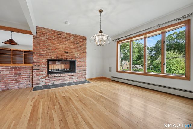 97 Wampus Way, Fairfield, CT 06825