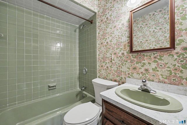 97 Wampus Way, Fairfield, CT 06825