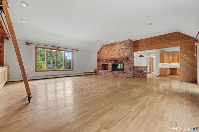 97 Wampus Way, Fairfield, CT 06825