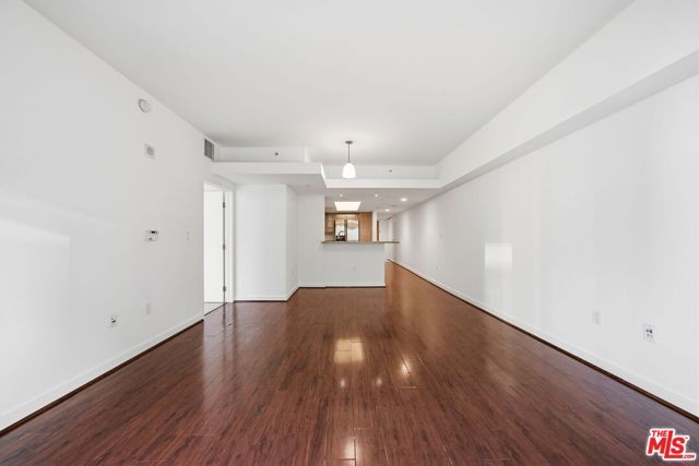 13700 Marina Pointe Drive 318, Marina Del Rey, CA 90292