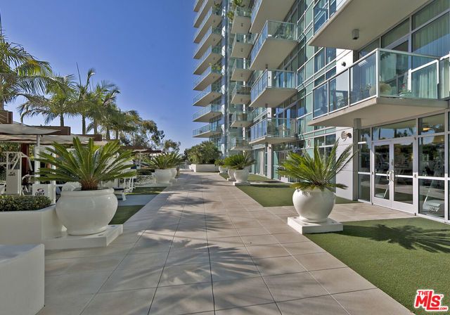 13700 Marina Pointe Drive 318, Marina Del Rey, CA 90292