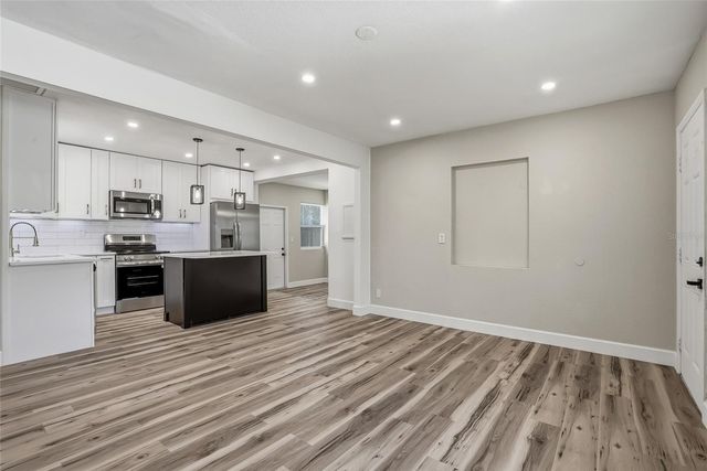 8403 N 46TH STREET, Tampa, FL 33617