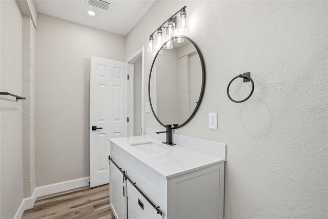 8403 N 46TH STREET, Tampa, FL 33617