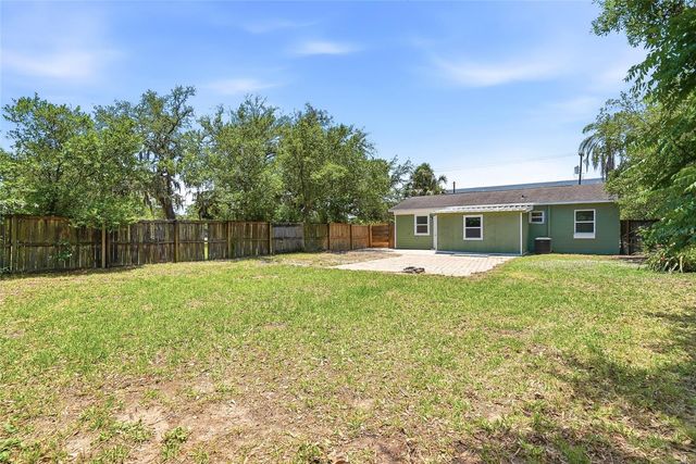 8403 N 46TH STREET, Tampa, FL 33617