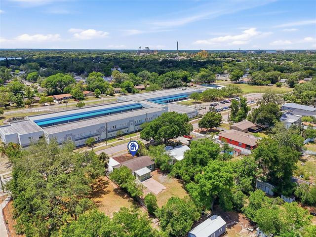 8403 N 46TH STREET, Tampa, FL 33617