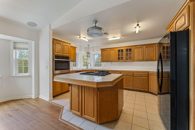 279 Palos Verdes Drive, Grants Pass, OR 97526