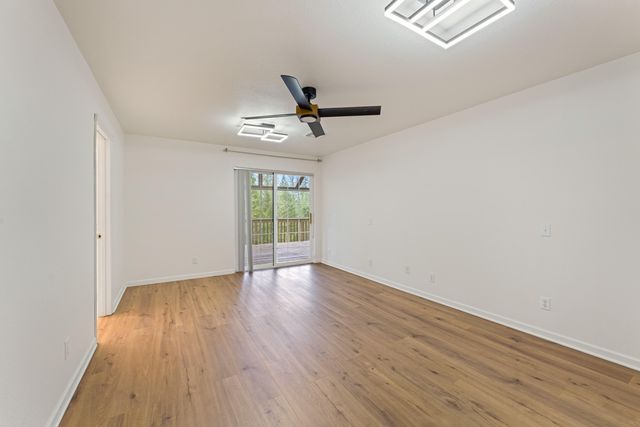 279 Palos Verdes Drive, Grants Pass, OR 97526