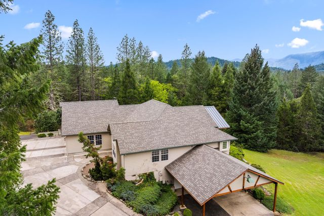 279 Palos Verdes Drive, Grants Pass, OR 97526