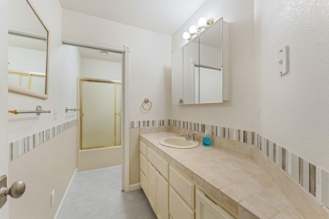 279 Palos Verdes Drive, Grants Pass, OR 97526