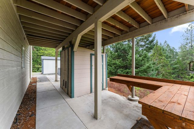 279 Palos Verdes Drive, Grants Pass, OR 97526