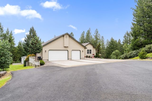 279 Palos Verdes Drive, Grants Pass, OR 97526