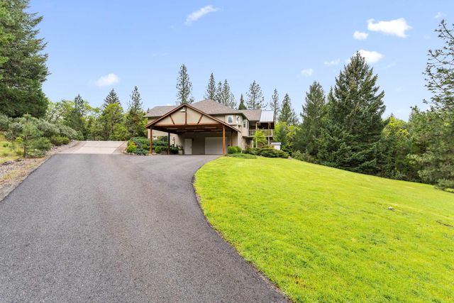 279 Palos Verdes Drive, Grants Pass, OR 97526