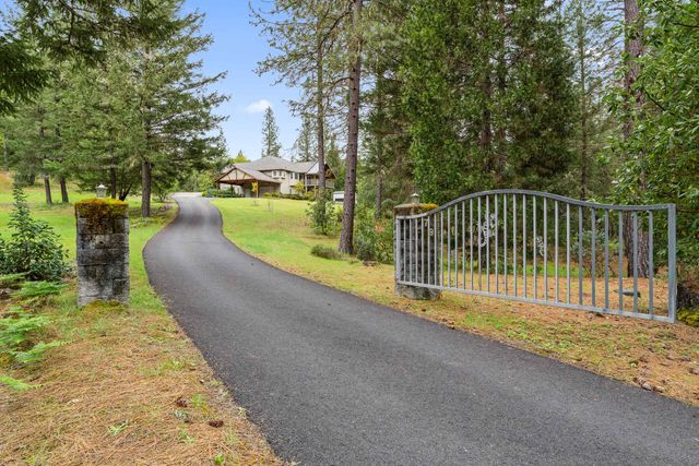 279 Palos Verdes Drive, Grants Pass, OR 97526