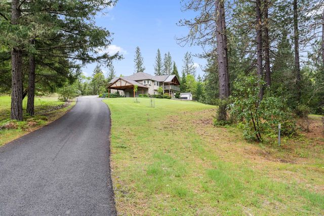 279 Palos Verdes Drive, Grants Pass, OR 97526