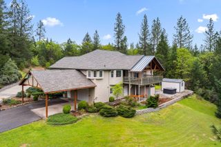 279 Palos Verdes Drive, Grants Pass, OR 97526