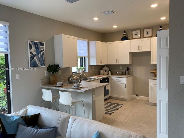 3470 W 106th Terrace 3470, Hialeah, FL 33018