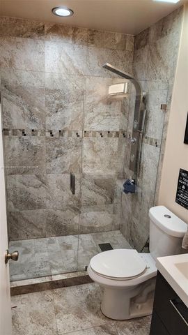 2588 W 64th St, Hialeah, FL 33016